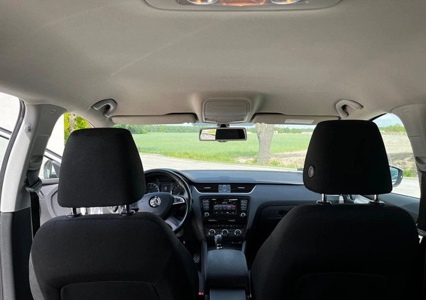 Skoda Octavia cena 27367 przebieg: 340000, rok produkcji 2014 z Jarocin małe 46
